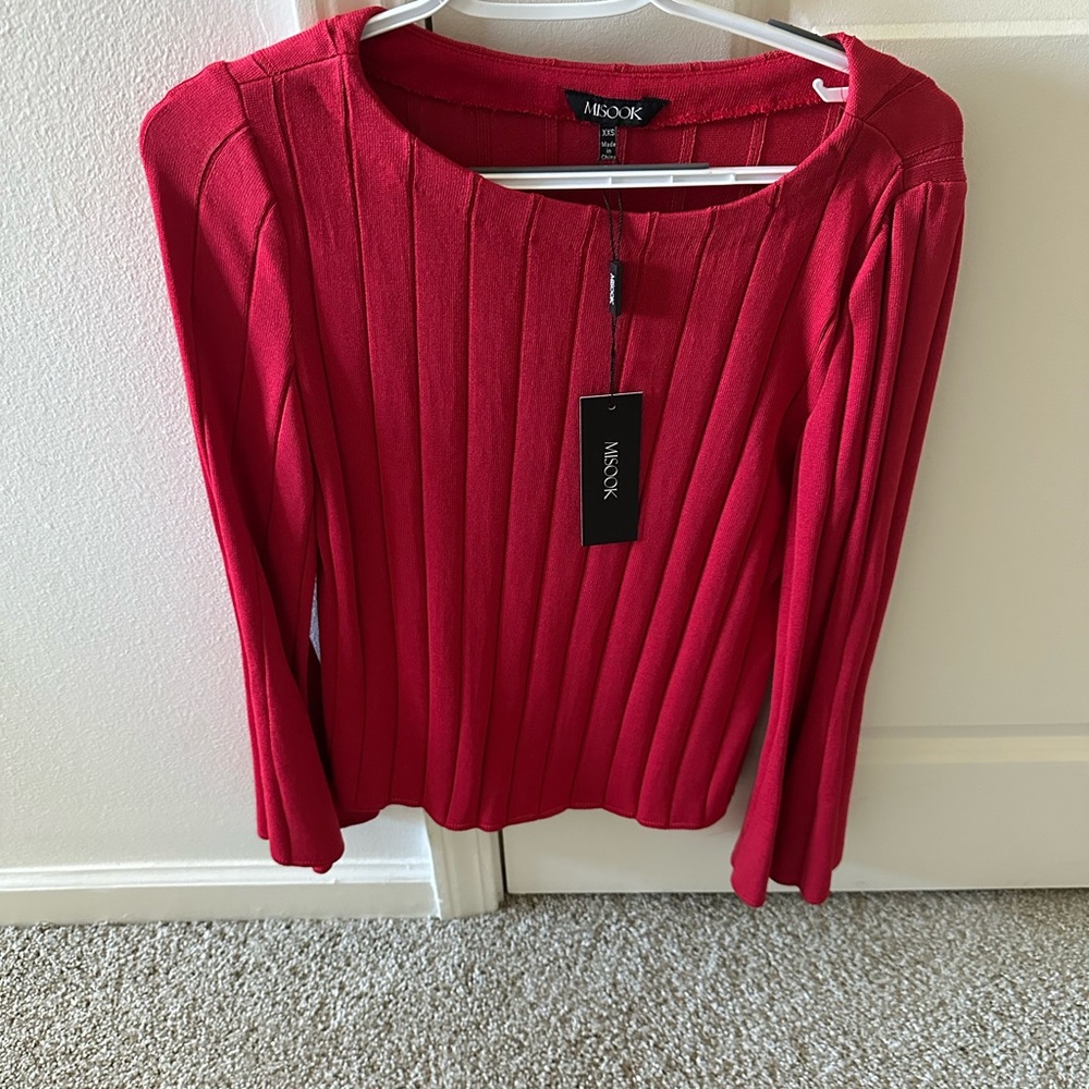 Nwt Misook pleated ribbed red knit top longsleeve